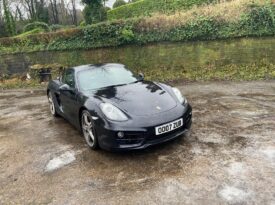 Porsche Cayman (OO07ZUB)